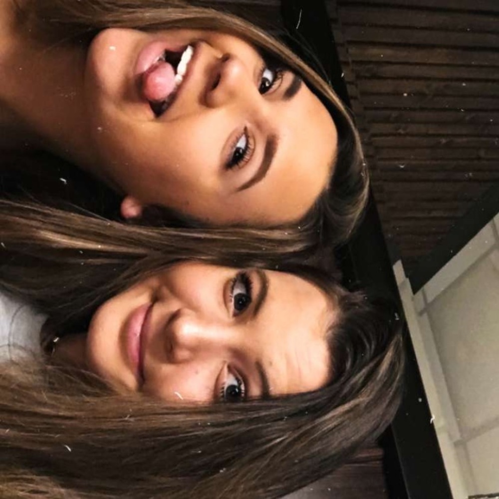 Meet your Posher, Caroline